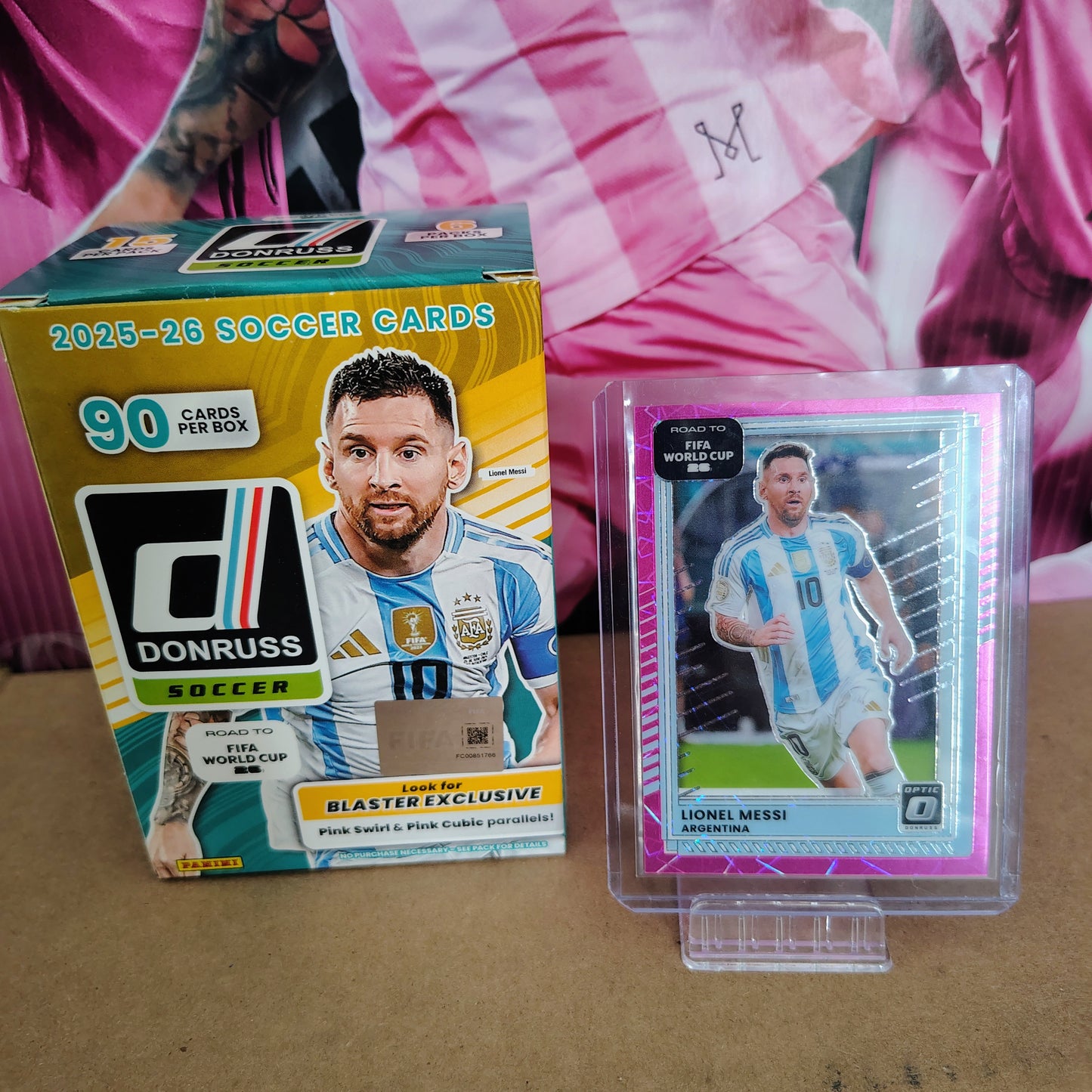 Lionel Messi - Optic Pink Velocity 34/99 | Panini Donruss Road to FIFA World Cup 2026