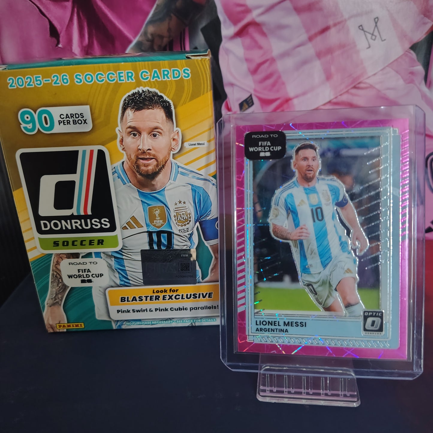 Lionel Messi - Optic Pink Velocity 34/99 | Panini Donruss Road to FIFA World Cup 2026